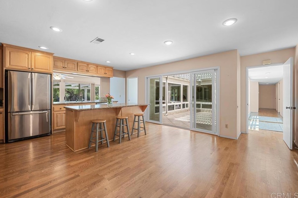 17930 Mirasol Dr, San Diego CA 92128-1222 exterior