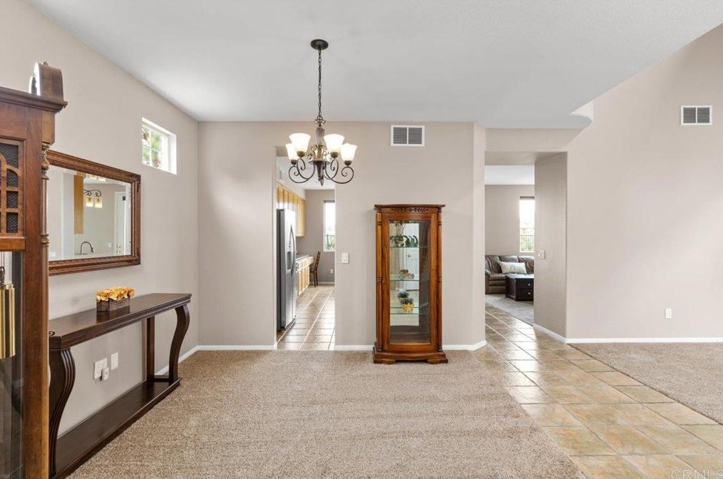 5544 Foxtail Loop, Carlsbad CA  92010-7153 exterior
