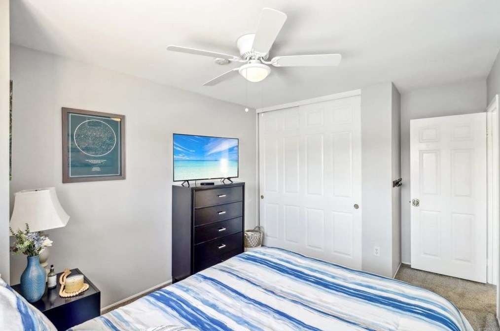 2014 Redwood Crst, Vista CA  92081-7337 exterior