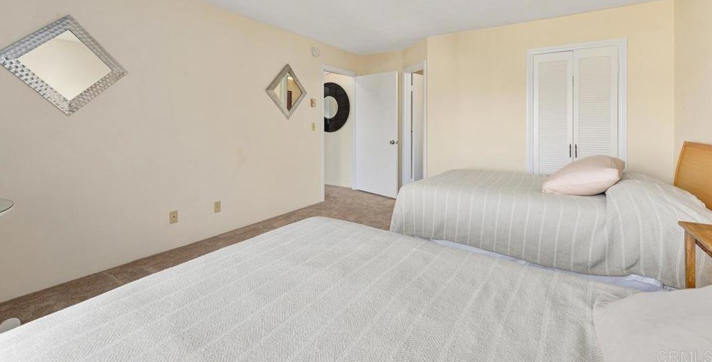 746 Sierra Ave, Solana Beach CA  92075-2615 exterior