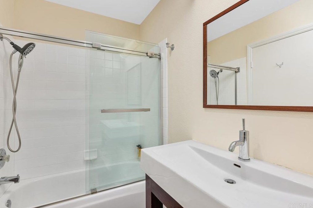 746 Sierra Ave, Solana Beach CA  92075-2615 exterior