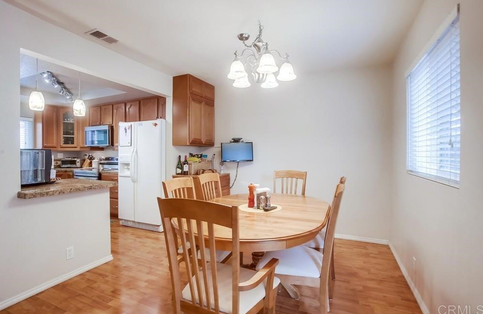 5663 Tumbleweed Way, Oceanside CA  92057-4833 exterior