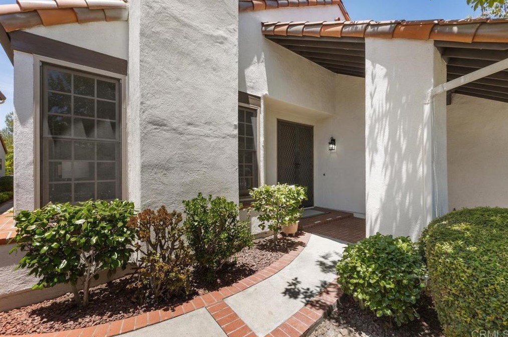 17734 Bellechase Cir, San Diego CA 92128-2097 exterior