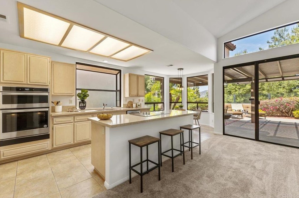 17734 Bellechase Cir, San Diego CA 92128-2097 exterior