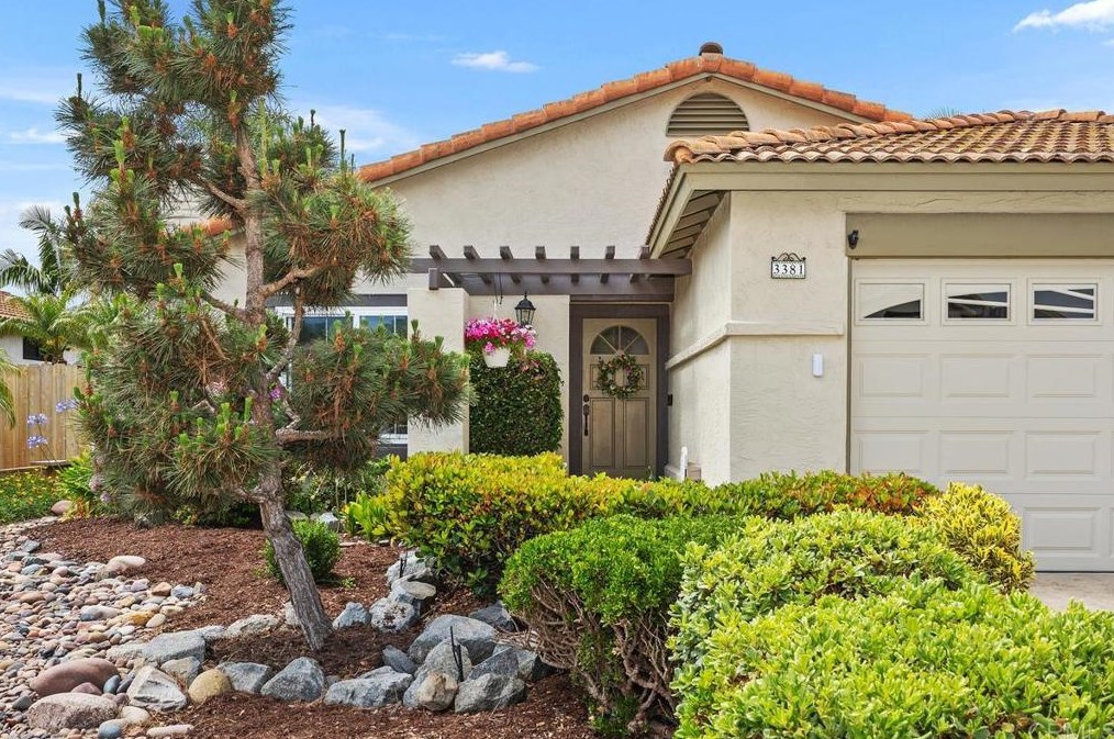 3381 Hollowtree Dr, Oceanside CA  92058-1477 exterior