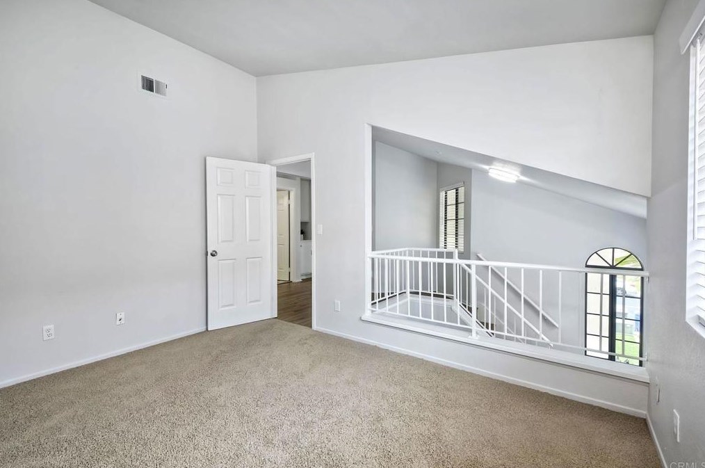 647 Paseo Rio, Vista CA  92081-6323 exterior