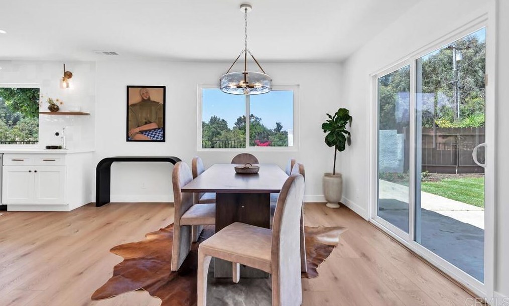 2748 Ramona Dr, Vista CA  92084-1635 exterior
