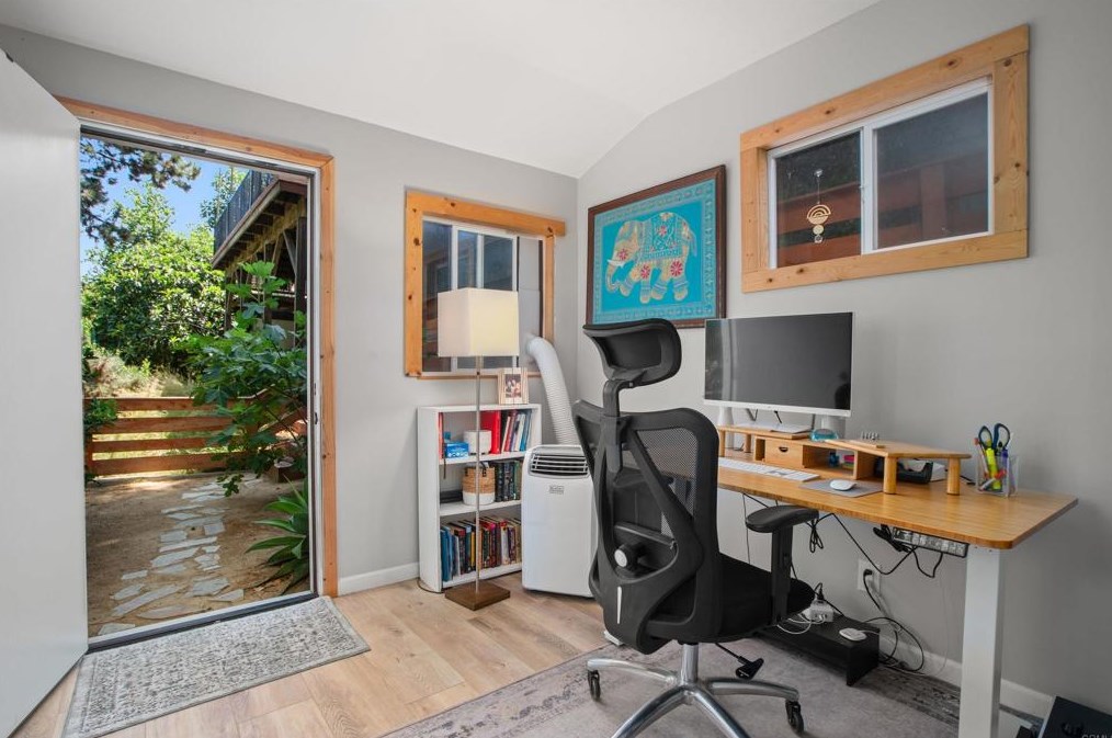 1776 Pentuckett Ave, San Diego CA  92104-5728 exterior