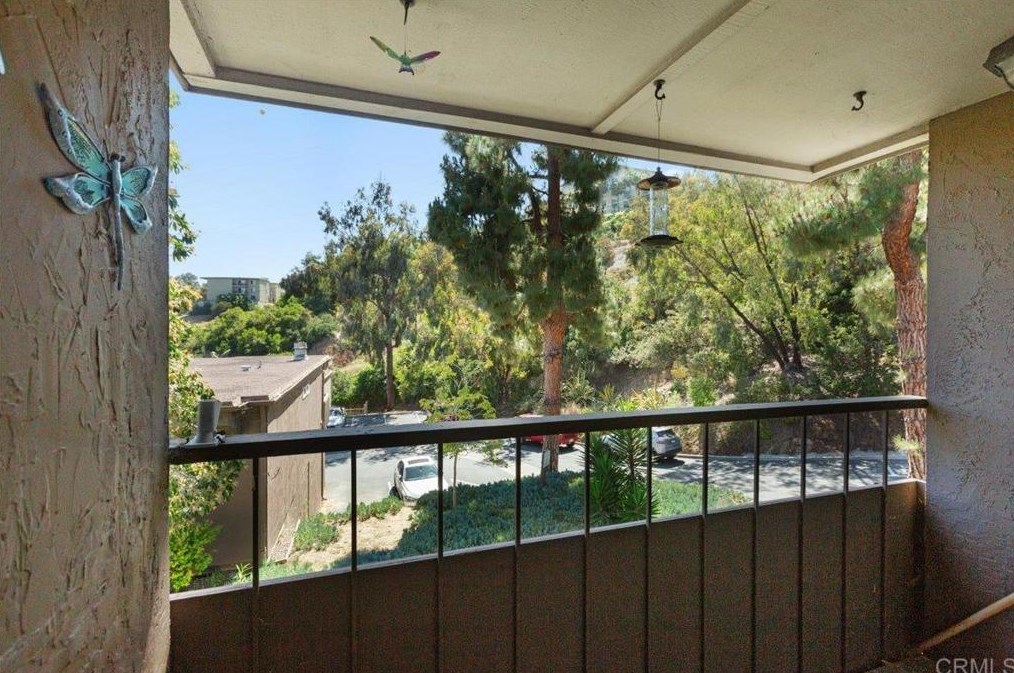 6231 Caminito Juanico, San Diego CA 92111-7233 exterior