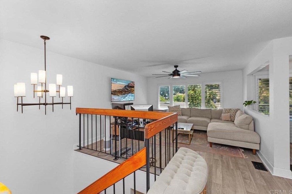 6231 Caminito Juanico, San Diego CA 92111-7233 exterior