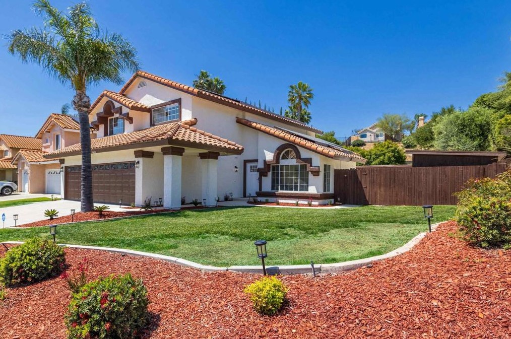 40420 Calle Medusa, Temecula CA 92591-6909 exterior