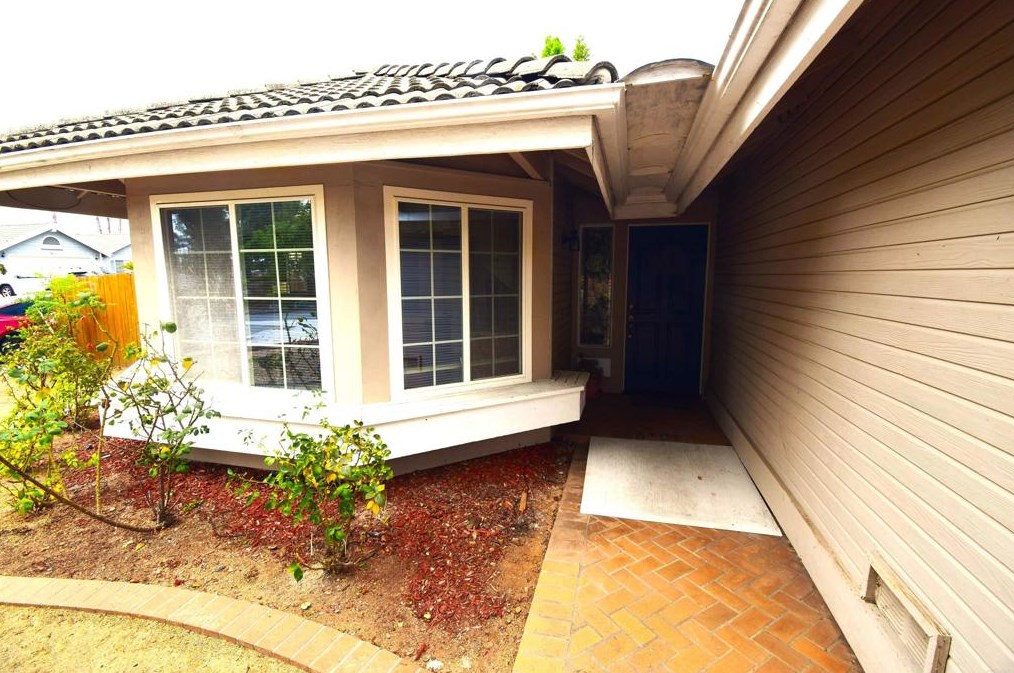 1531 Conway Dr, Escondido, CA 92027