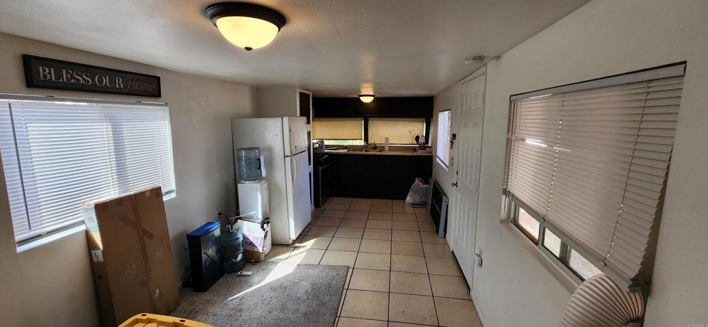 1205 Santa Fe Ave, Vista CA  92084-4305 exterior