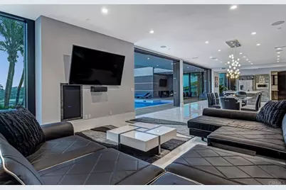 1095 Hoover Street, Carlsbad, CA 92008 - Photo 21