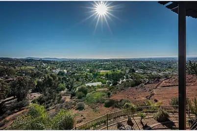 2362 Edgehill Road, Vista, CA 92084 - Photo 19