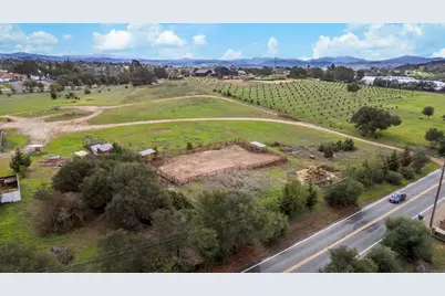 3270 Olive Hill Rd, Fallbrook, CA 92028 - Photo 9