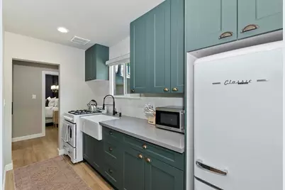 1128 E Country Club Blvd, Big Bear City, CA 92314 - Photo 13