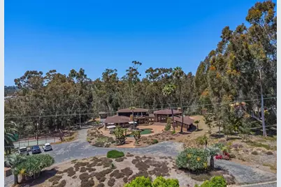 15390 Las Planideras, Rancho Santa Fe, CA 92067 - Photo 11