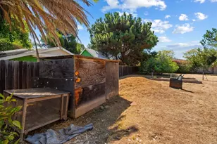 1565 Chestnut Ave, Carlsbad, CA 92008 - Photo 37