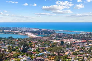 1565 Chestnut Ave, Carlsbad, CA 92008 - Photo 3