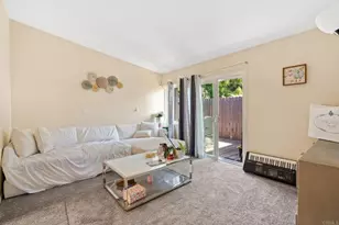 1565 Chestnut Ave, Carlsbad, CA 92008 - Photo 29