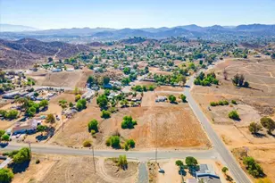 28470 Goetz Rd, Quail Valley, CA 92587 - Photo 3