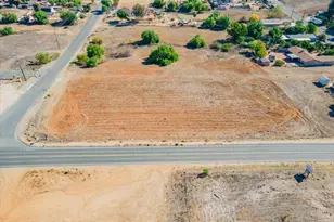 28470 Goetz Rd, Quail Valley, CA 92587 - Photo 5