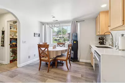 9704 Indian Creek Way, Escondido, CA 92026 - Photo 13