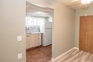 1010 Bobier Dr, Vista, CA 92084 - Photo 17