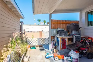 1010 Bobier Dr, Vista, CA 92084 - Photo 55