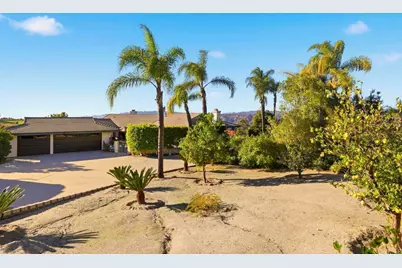 1524 Zutano  Lane, Fallbrook, CA 92028 - Photo 49