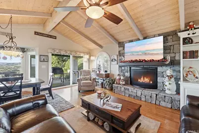 1524 Zutano  Lane, Fallbrook, CA 92028 - Photo 19