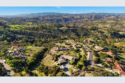 1524 Zutano  Lane, Fallbrook, CA 92028 - Photo 45