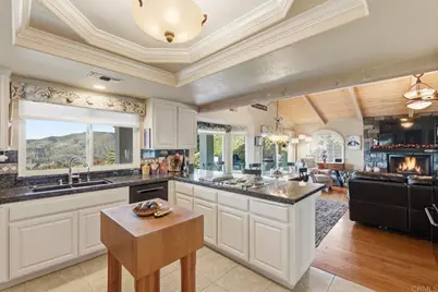1524 Zutano  Lane, Fallbrook, CA 92028 - Photo 15