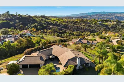 1524 Zutano  Lane, Fallbrook, CA 92028 - Photo 47