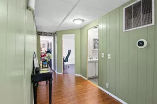 2700 E Valley Pkwy, Escondido, CA 92027 - Photo 13