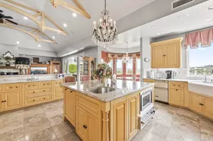 30002 Via Maria Elena, Bonsall, CA 92003 - Photo 11