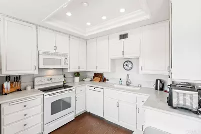 6986 Caminito Perico, San Diego, CA 92119 - Photo 19