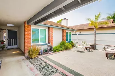 4867 Meadowbrook Drive, Oceanside, CA 92056 - Photo 15