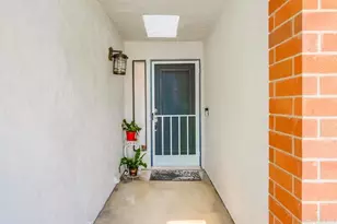 4867 Meadowbrook Dr, Oceanside, CA 92056 - Photo 17