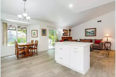 4867 Meadowbrook Drive, Oceanside, CA 92056 - Photo 21