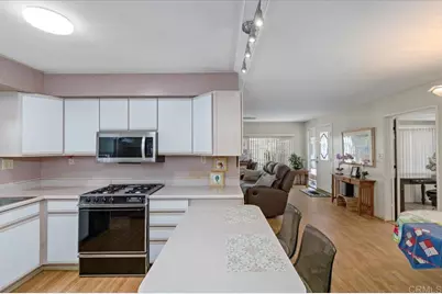 28890 Lilac Road #80, Valley Center, CA 92082 - Photo 11