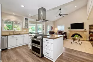 2816 Cebu Ct, Carlsbad, CA 92009 - Photo 5