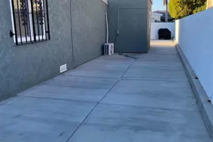 5454 Roswell St, Encanto, CA 92114 - Photo 21