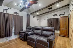 1380 Oak Hill Dr, Escondido, CA 92026 - Photo 21