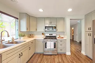 1216 Woodview Dr, Oceanside, CA 92056 - Photo 13