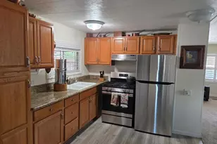 1333 Olive Ave, Vista, CA 92083 - Photo 17