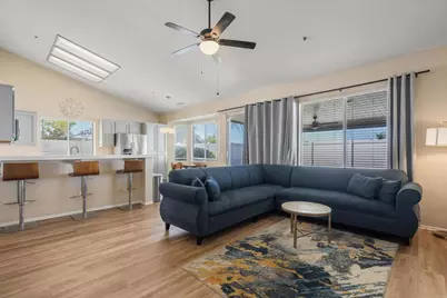 39785 Spinning Wheel Drive, Murrieta, CA 92562 - Photo 5