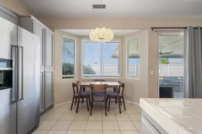 39785 Spinning Wheel Drive, Murrieta, CA 92562 - Photo 9