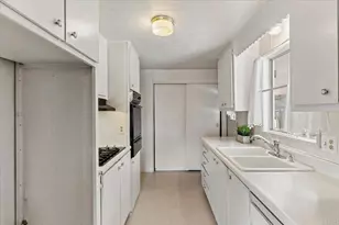 211 N Citrus Ave, Escondido, CA 92027 - Photo 13